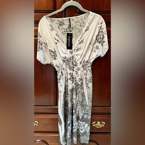 Espresso dress, size L, NWT